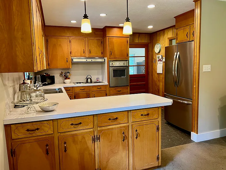 917 Shadow Dr — Photo 10