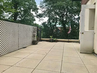 Rented by Living New York