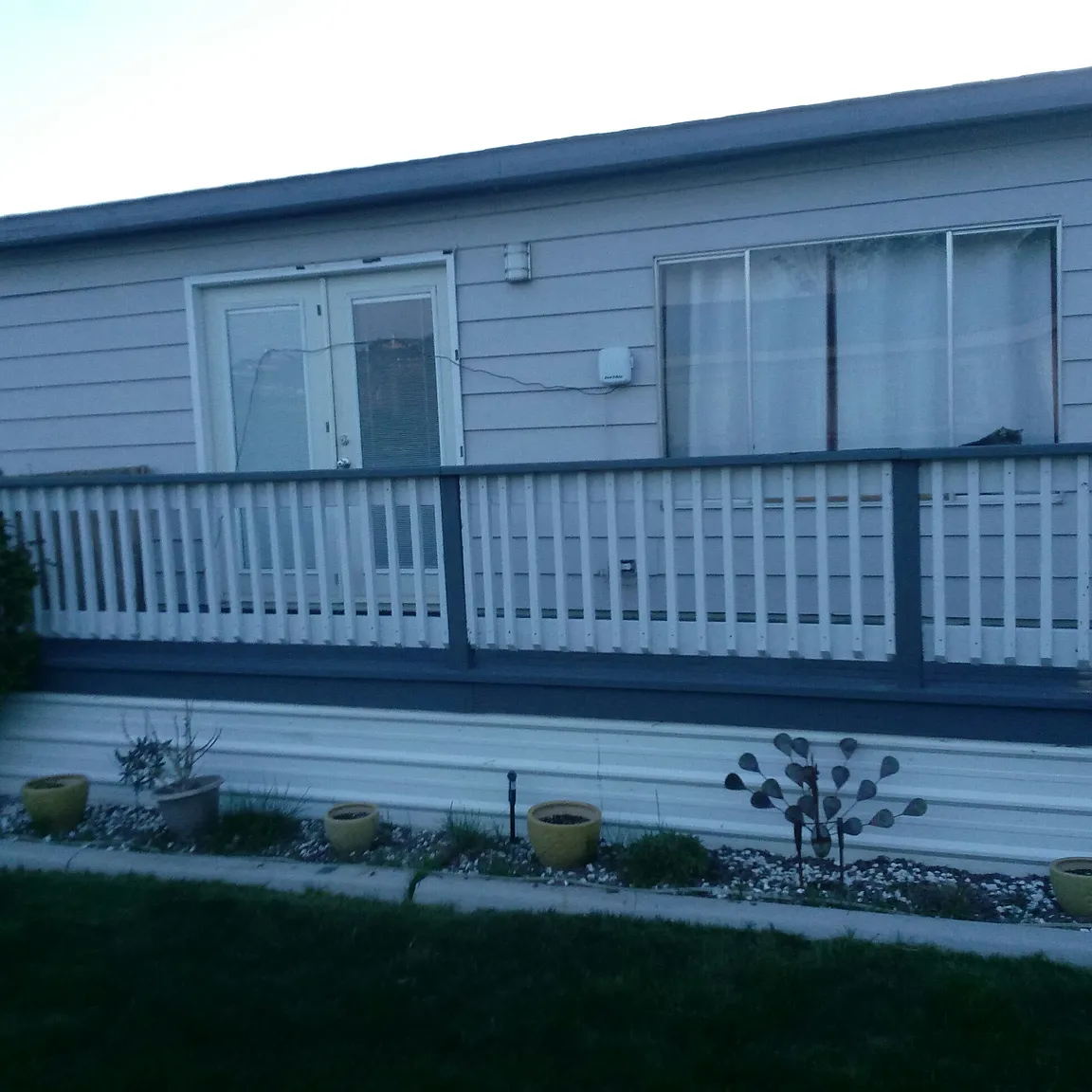 6503 James St photo 1