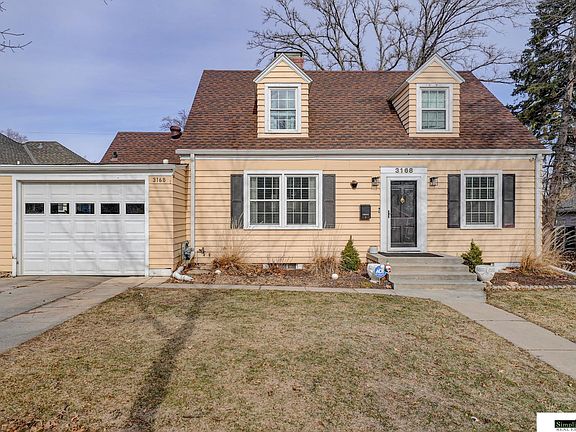 3rd image of 3168 Puritan Ave