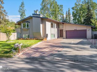 2502 Kilkenny Cir, Anchorage, AK 99504