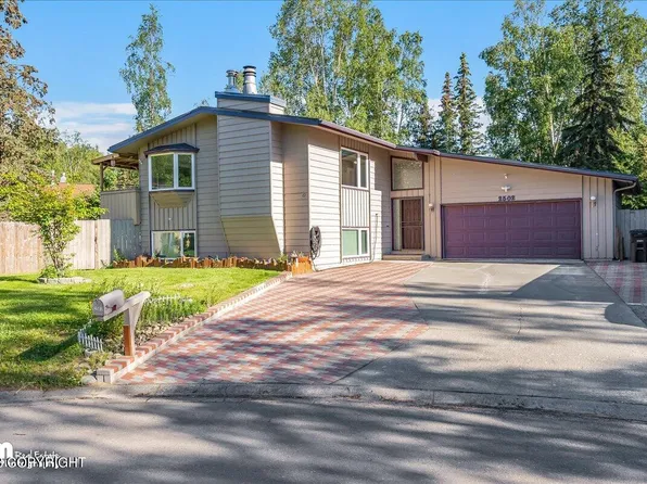 2502 Kilkenny Cir, Anchorage, AK 99504