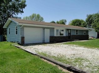 220 E Lincoln St, Roseville, IL