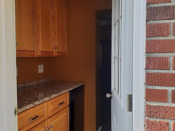 5th image of 1743 18th St