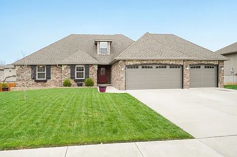 1st image of 4662 Oneida Dr