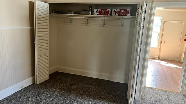 560 Walnut St — Photo 6