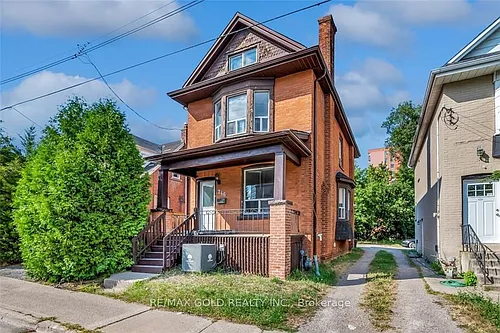 746 King St W Photo 1