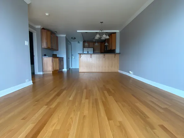 2020 N Lincoln Park W, Chicago, IL