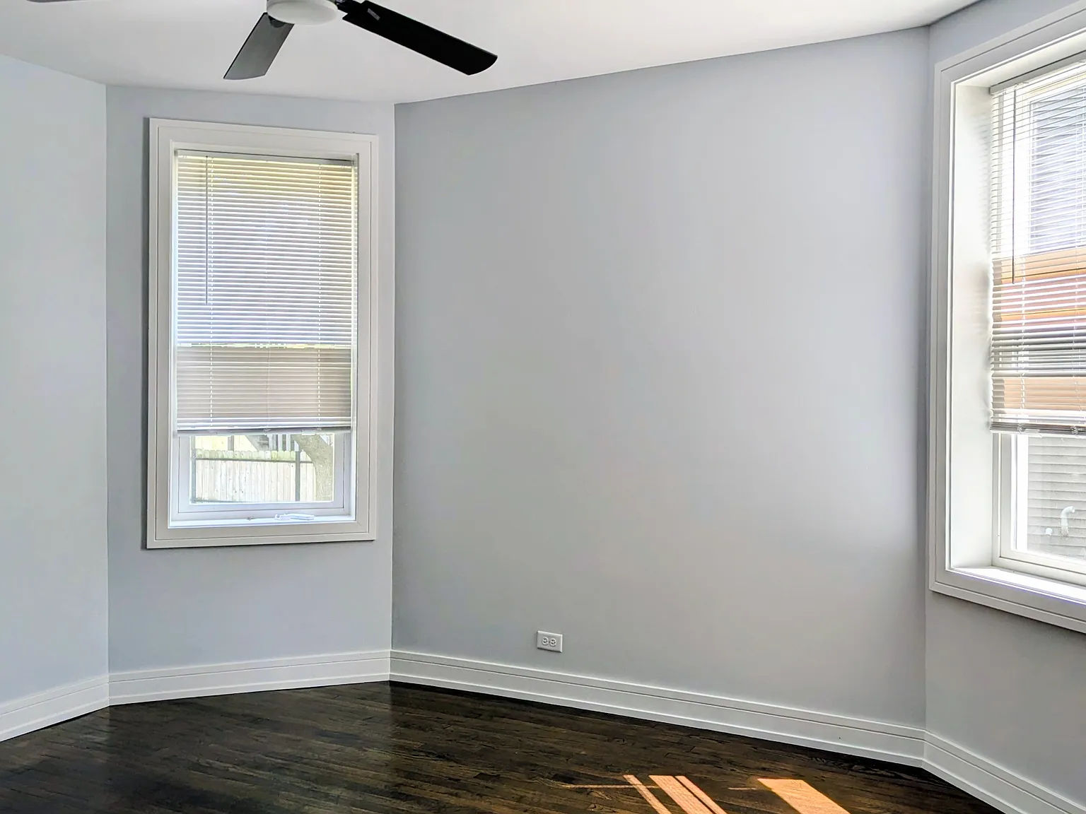 717 N Homan Ave — Photo 4
