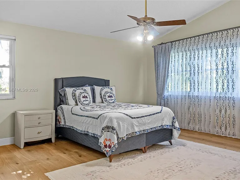 6885 NW 75th Pl — Photo 25
