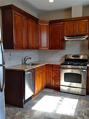 Rented by Triumph Property Group | media 5