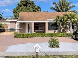 621 NE 2nd Pl, Hialeah, FL 33010