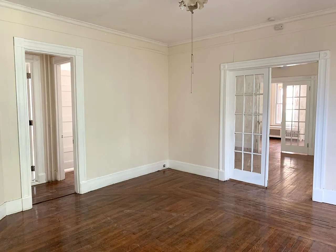 3 bed, 1650 sqft, $2,500 — Photo 2