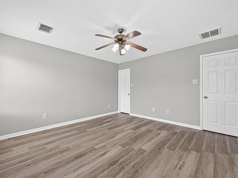 22851 Twisting Pine Dr — Photo 24