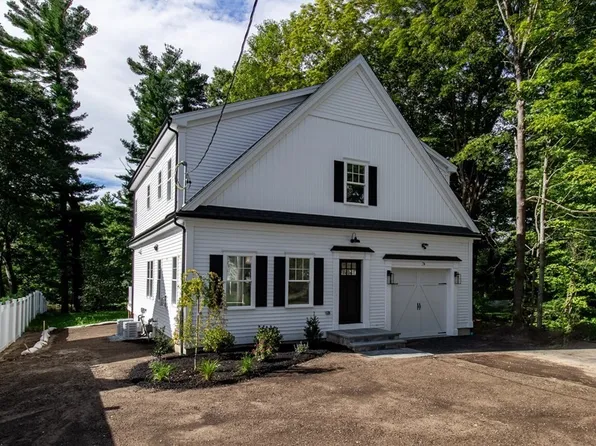 7-7A Charles St, Medway, MA 02053