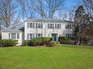 4 Kissel Ln, Morristown, NJ 07960