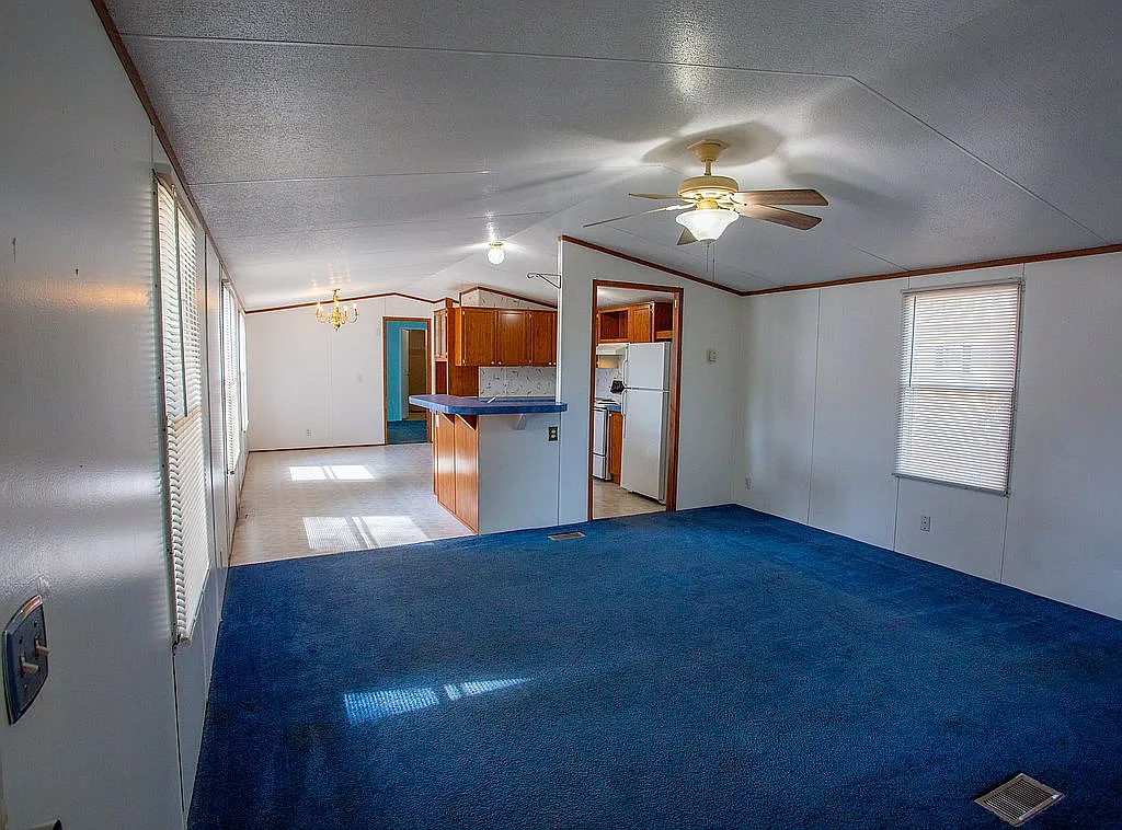 3 bed, 1300 sqft, $1,199 — Photo 1