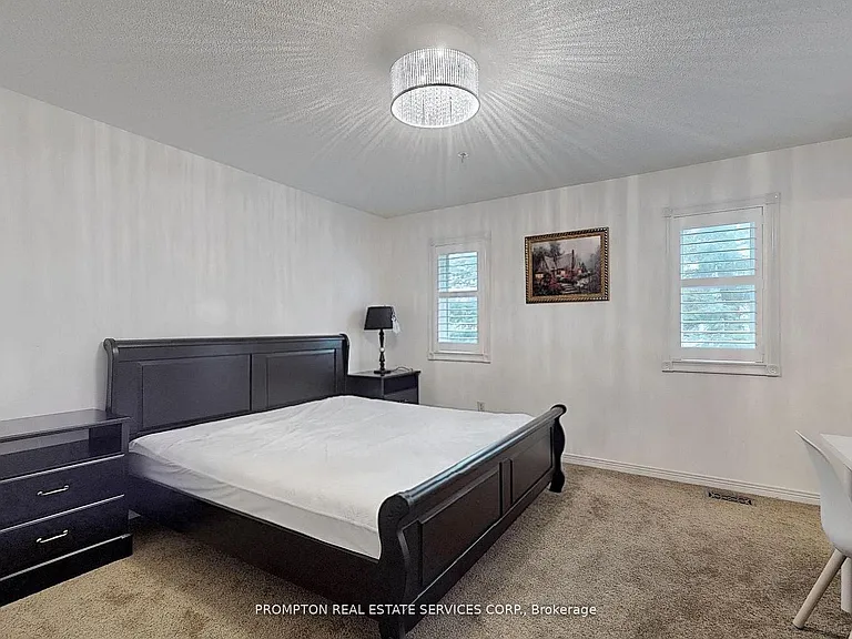 18 Bridleford Ct — Photo 36