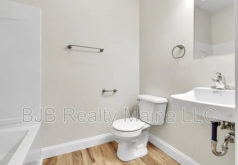 59 Bramhall St #100-3 — Photo 4