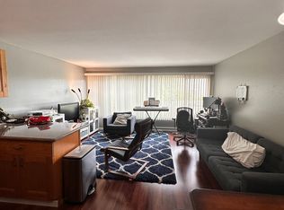 414 Belmont Ave E APT 305, Seattle, WA 98102
