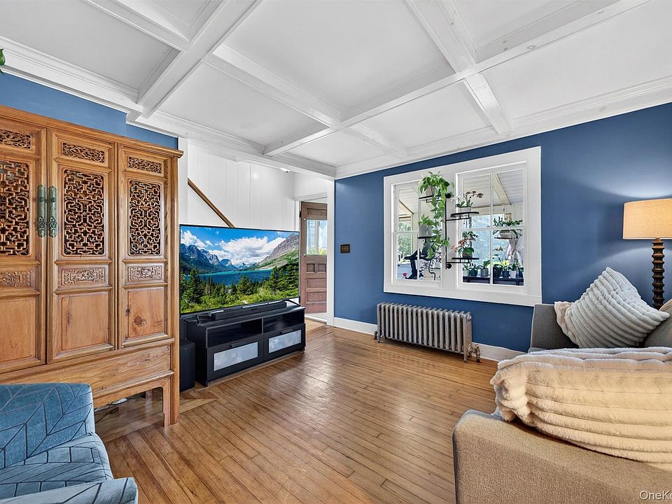 1st image of 17 Valley Avenue