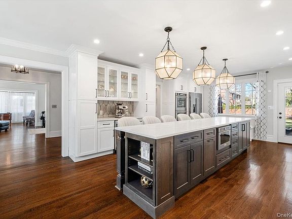 3rd image of 9 Lockwood Road