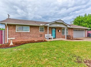 2009 Bellaire Dr, Moore, OK 73160