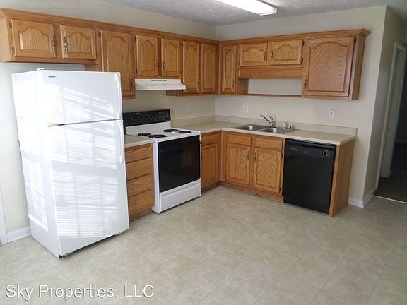 4th image of 100 Pinnacle Ct APT 605