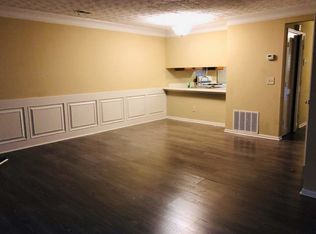 6627 Meadow Green Cir, Norcross, GA 30092