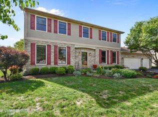 1143 Adler Ln, Carol Stream, IL 60188