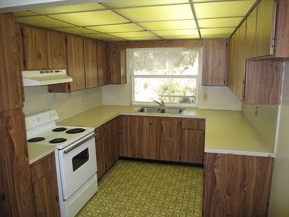 4th image of 1611 Sherwood Dr