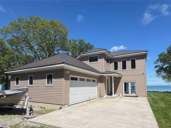 201 Morning Glory Ln, Kelleys Island, OH 43438