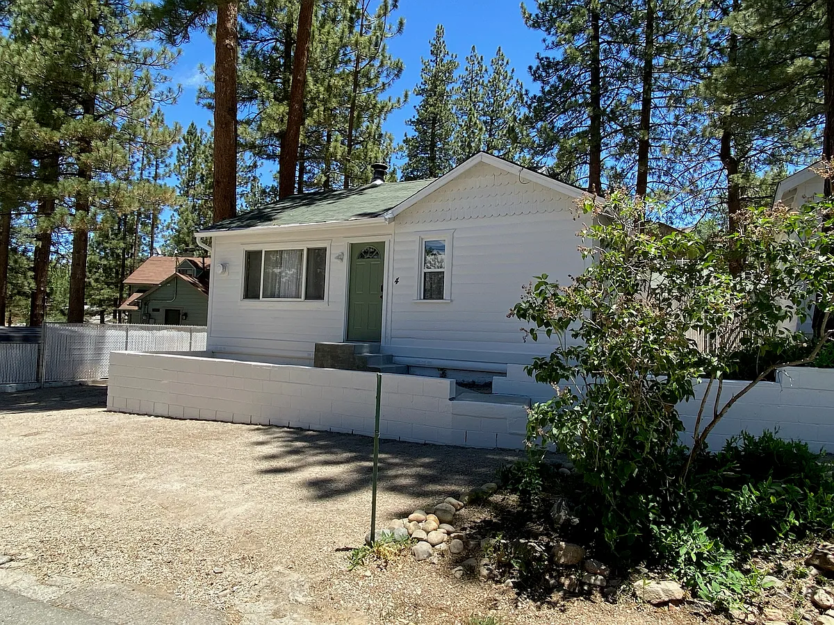 Building Photo - 784 Berkley Ln #4