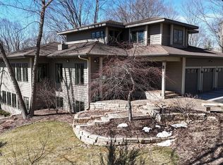 1714 Tall Oaks Dr, Wausau, WI 54403
