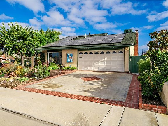 3rd image of 8381 Boothbay Cir