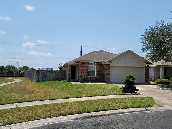 3rd image of 315 Sequoia Dr