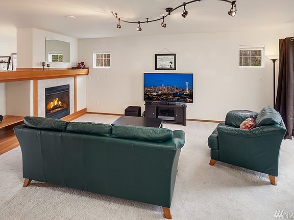 4th image of 7414 Cottonwood Dr SE