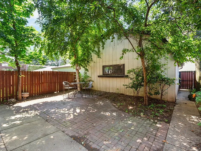 3311 W Wrightwood Ave #1 — Photo 16