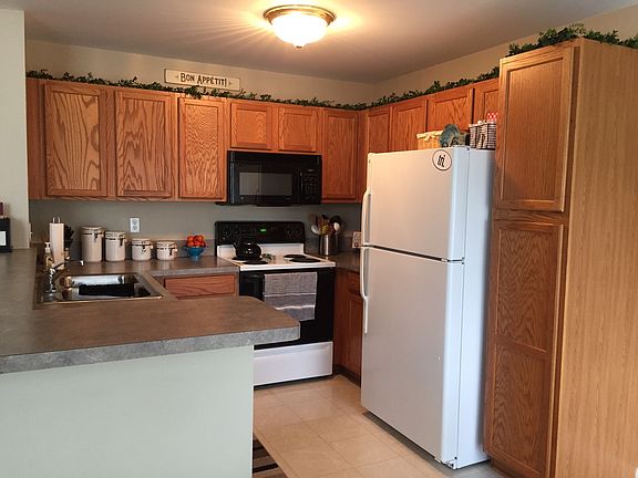 5th image of 12200 Chesapeake Cir #1