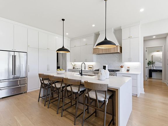 5th image of 5856 Carriage Gate Dr