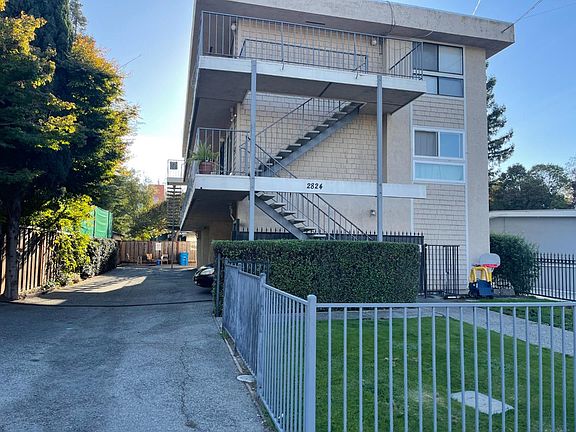 2nd image of 2824 Marlborough Ave APT 2