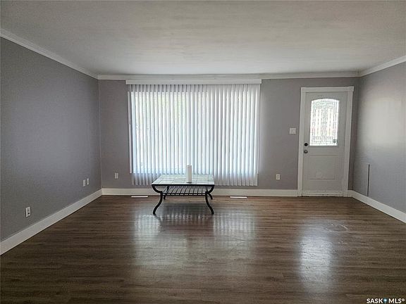 2nd image of 333 Elphinstone STREET