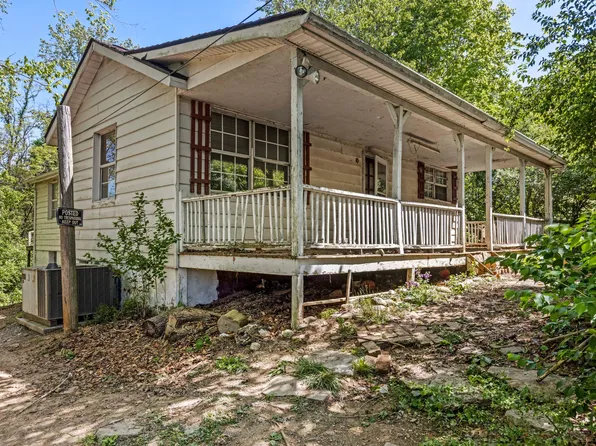 754 Beech Grove Rd, Thorn Hill, TN 37881