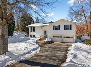 51 Lovers Lane, East Lyme, CT 06333