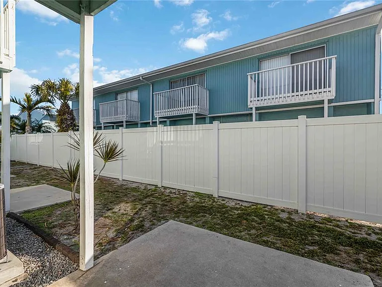 3569 Bee Ridge Rd — Photo 24