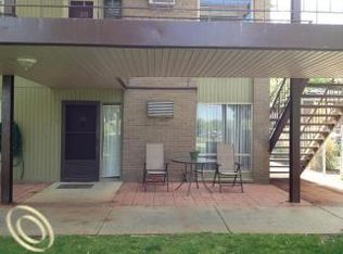 15055 Hubbard St APT 19, Livonia, MI 48154