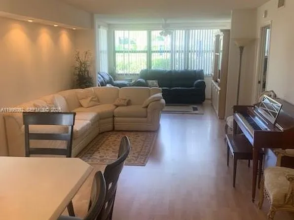 10623 W Clairmont Cir #101, Tamarac, FL 33321