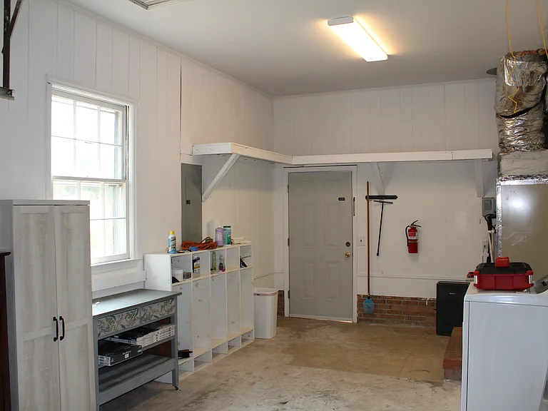 1874 Sloop Point Loop Rd — Photo 11