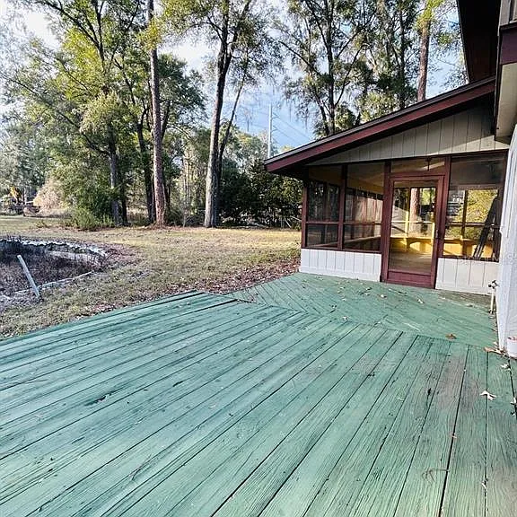 608 SW 80th Blvd — Photo 15