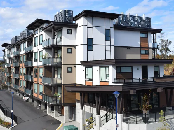665 Redington Ave #302, Langford, BC V9B 0V7